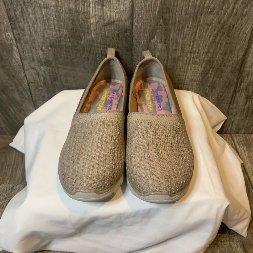 Skechers EZ Flex Memory Foam Women’s 7.5